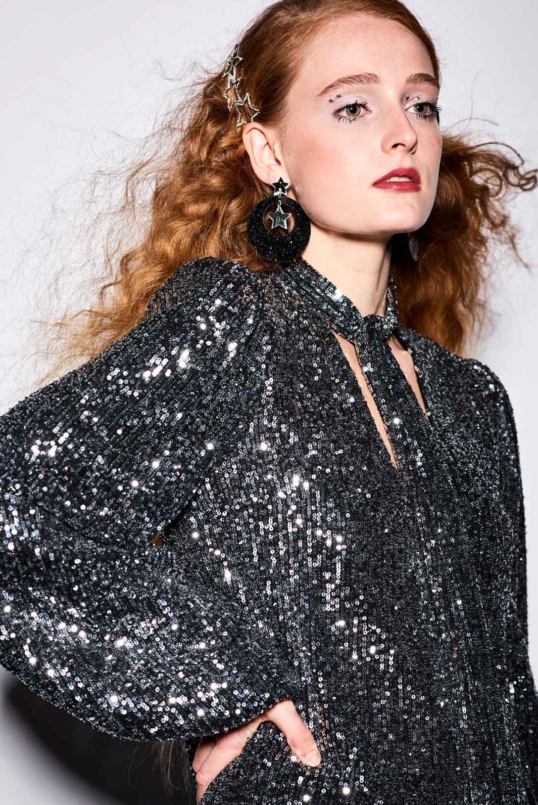 Hallo Spaceboy Hanging Stud Earrings