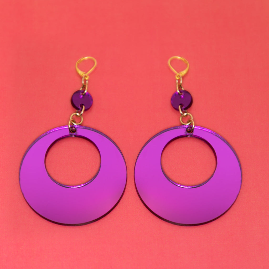 Oh Mod! Dot & Chain Earrings