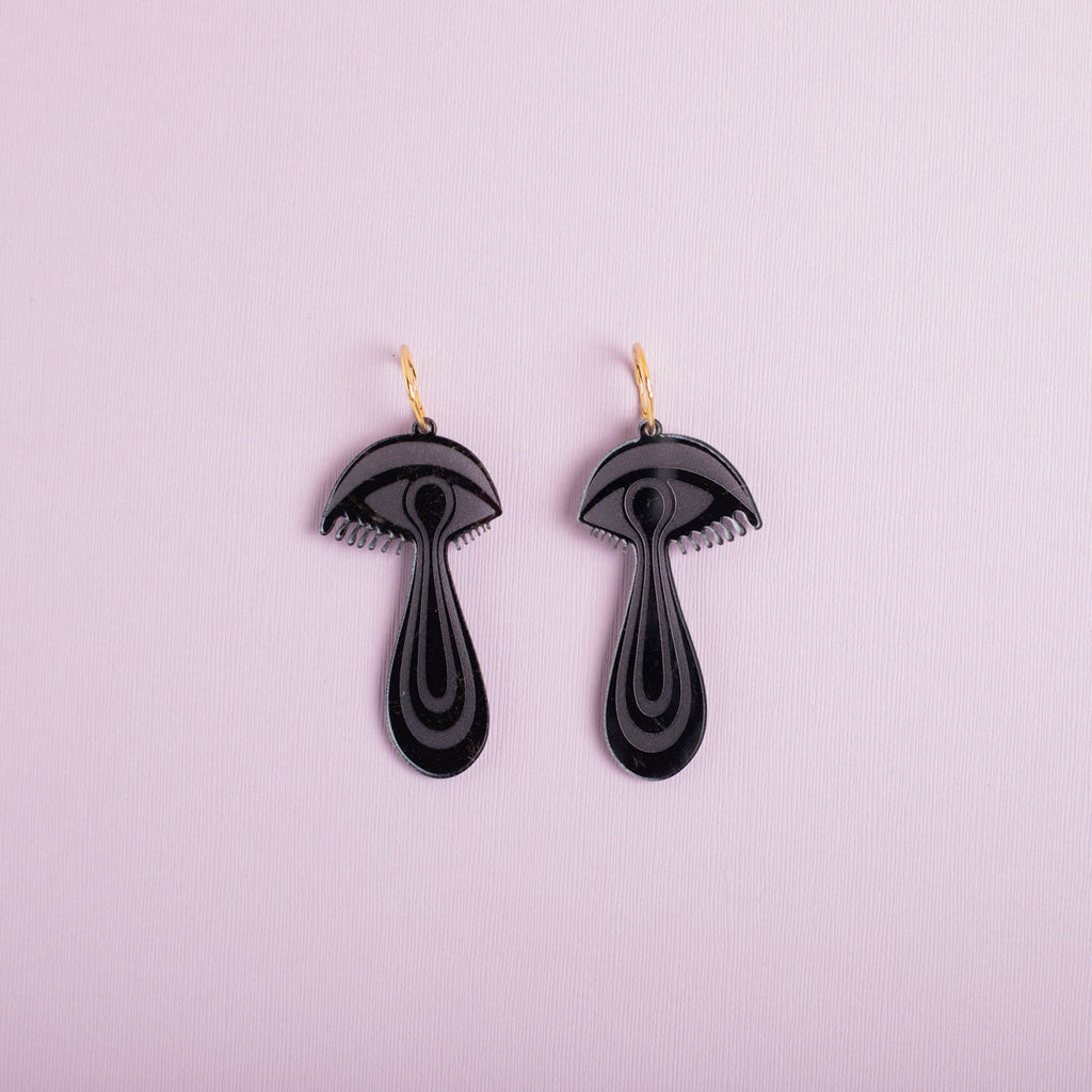 The Mind's Eye Engrave Hoop Earrings