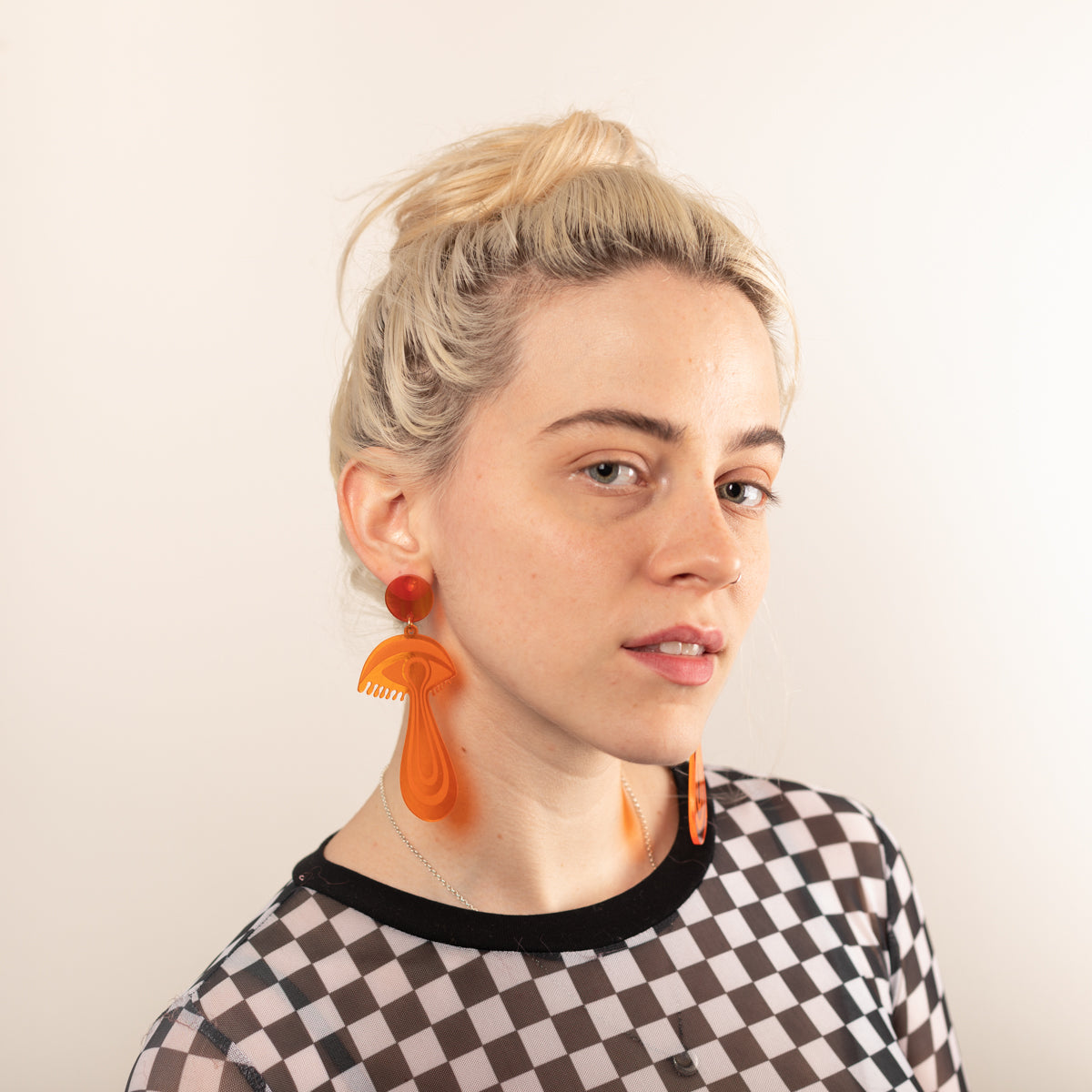 The Mind's Eye Engrave Stud Earrings
