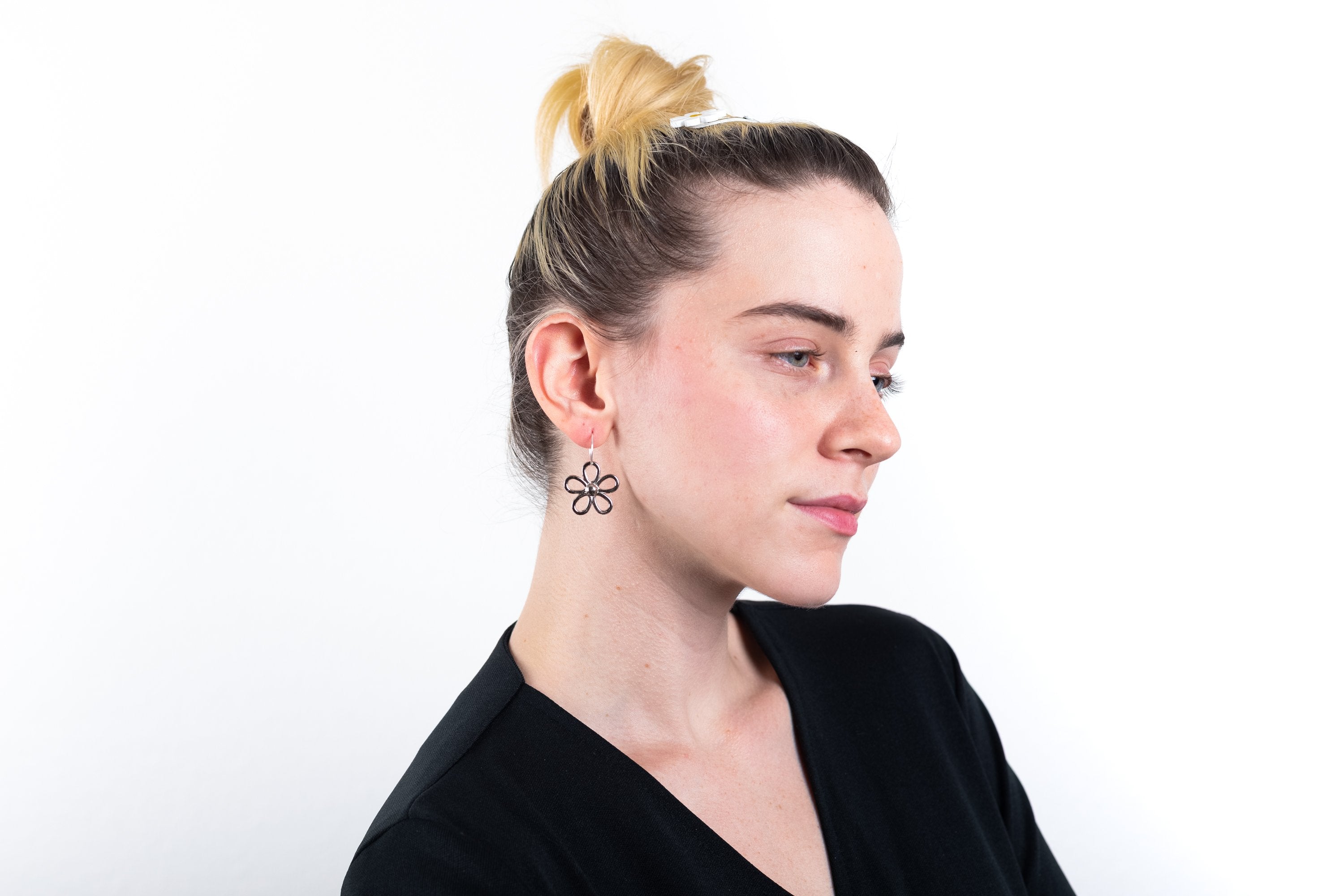 The Metal Daisy Hoop Earrings