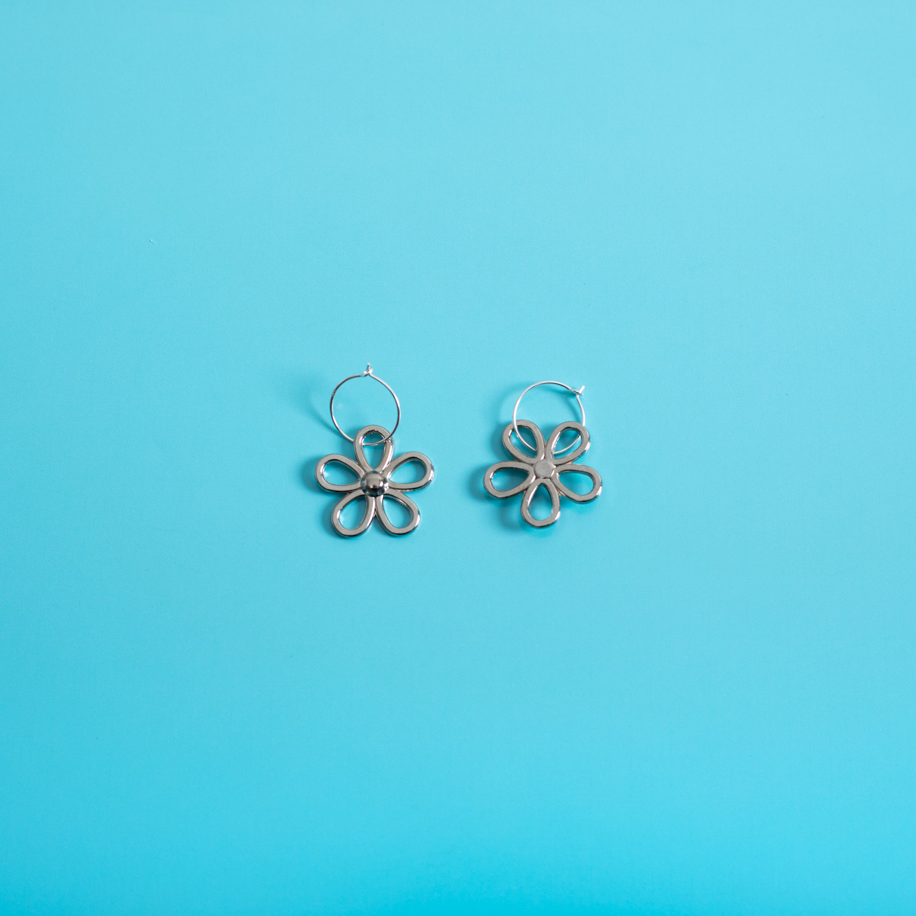 The Metal Daisy Hoop Earrings