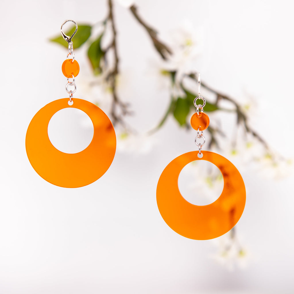 Oh Mod! Dot & Chain Earrings