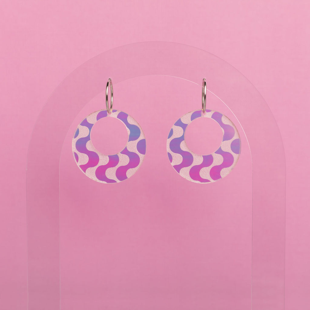 The Wavy Oh! Mod Hoop Earrings