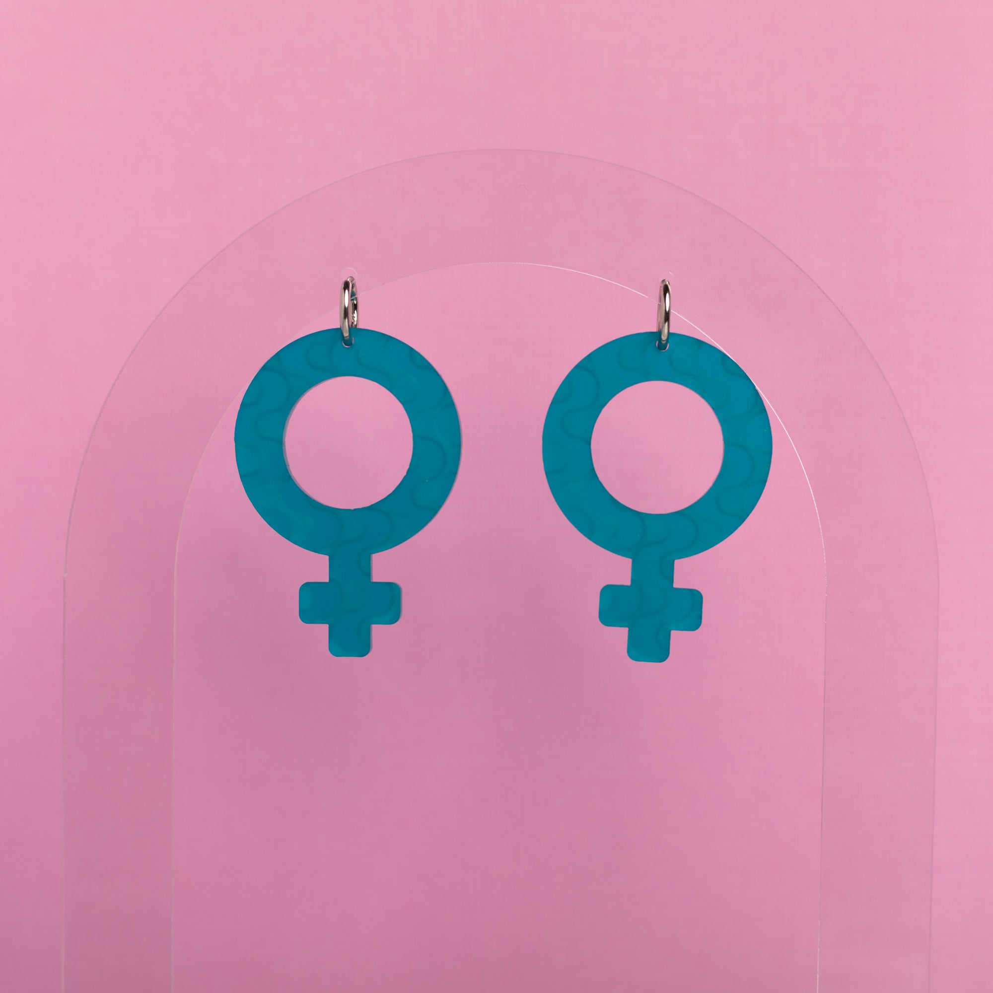 The Wavy Venus Hoop Earrings