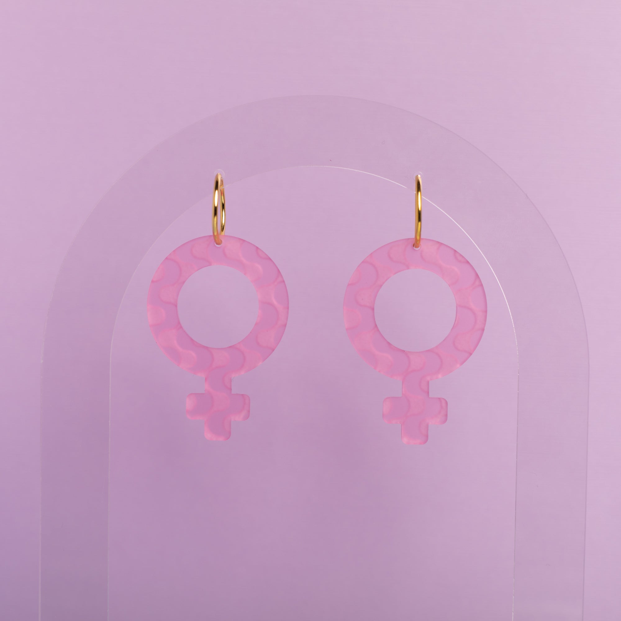 The Wavy Venus Hoop Earrings