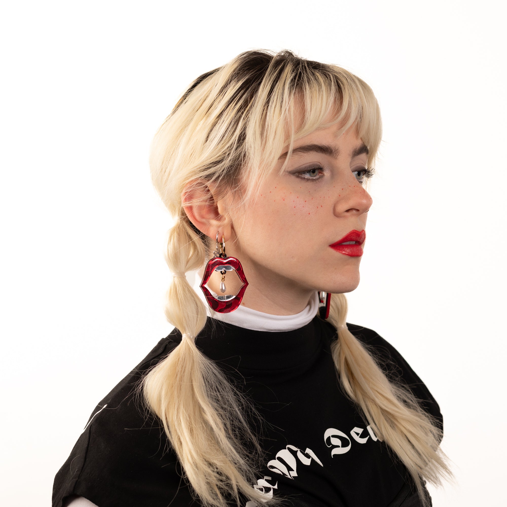 Mouthy Earrings