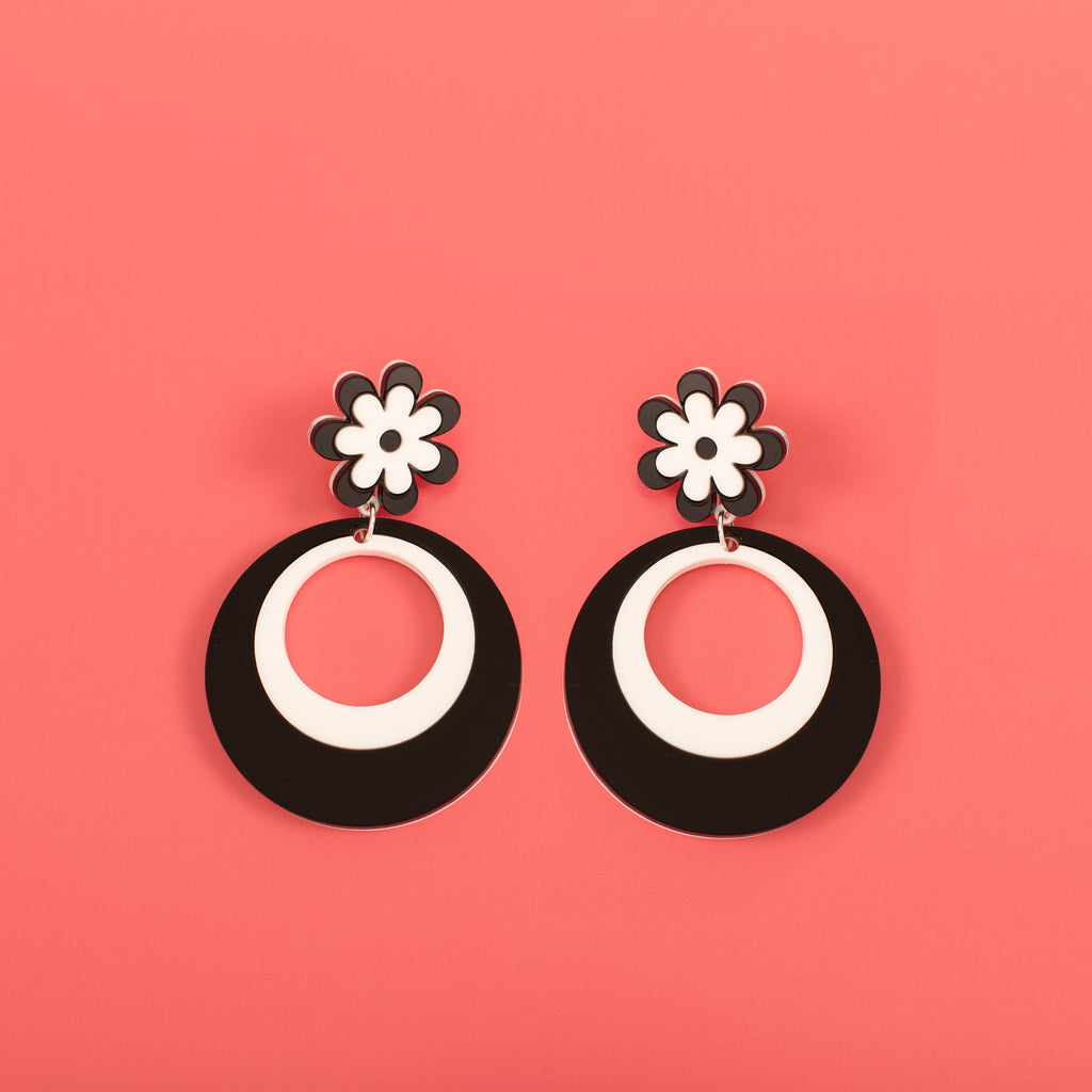 Mod Mama Daisy Stud Earrings